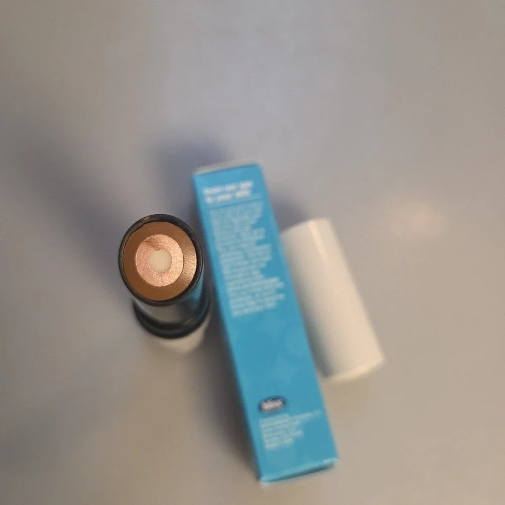 Bliss Feeling Bright - Illuminating Under Eye Concealer - Radiant‎ Bronze 2 Pack